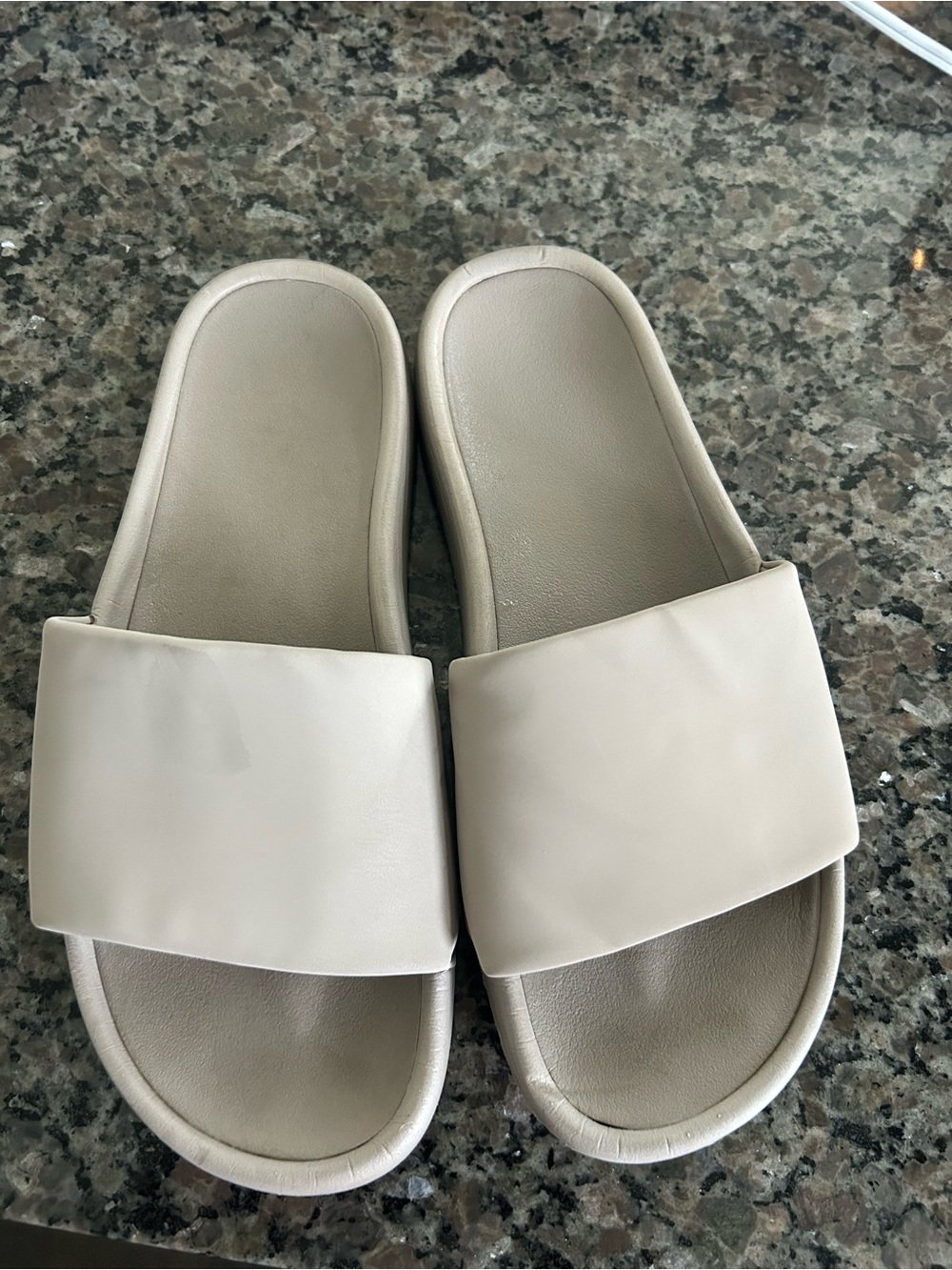 Light Gray Slide Sandals - Minimal Slide